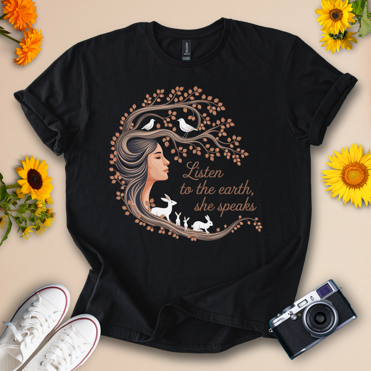 Earth Lover - Listen to the Earth Graphic Tee