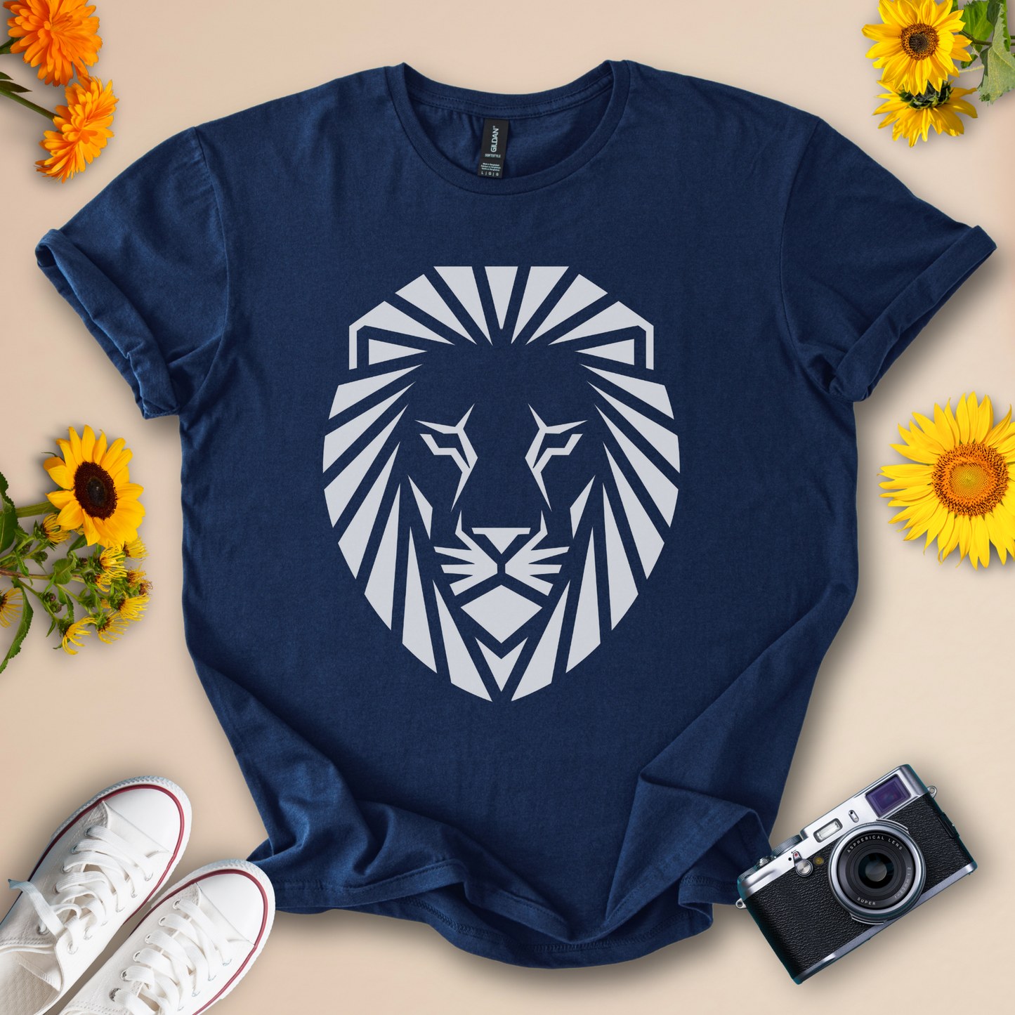 Majestic Lion Graphic Tee - Bold Animal Design for Nature Lovers