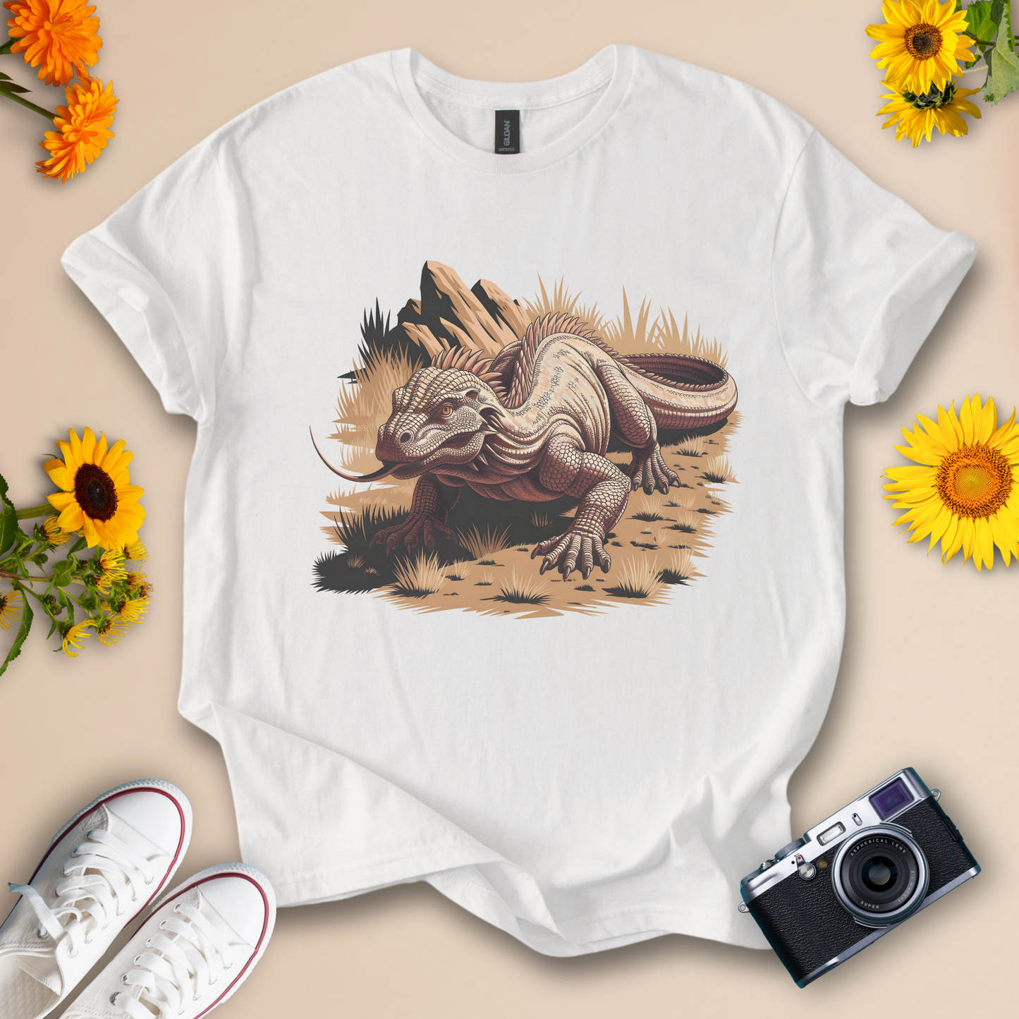 Dessert Lizard Graphic T-Shirt | Wildlife & Nature Graphic Tee - Wildserve - Inspirational Wildlife Tees